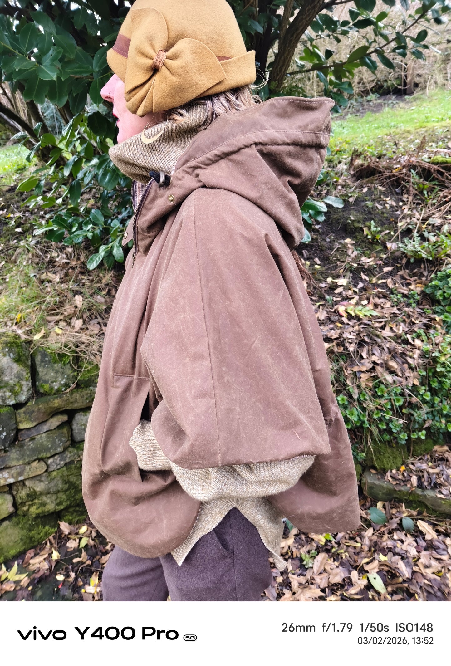 The Calder Cape (Tobacco)